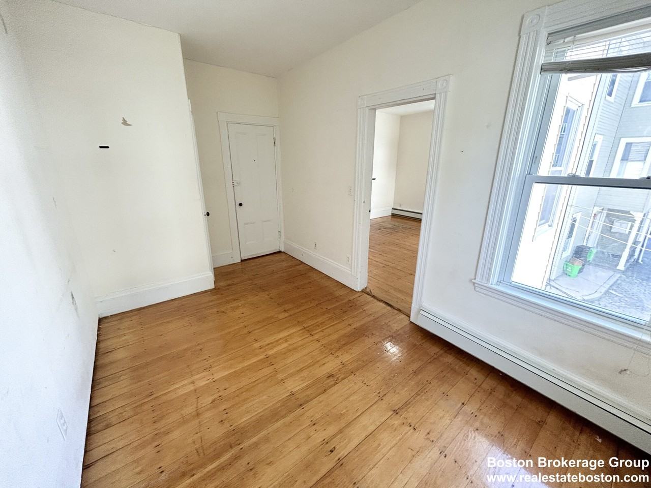 1 Folsom Ave #2 - Photo 3 of 7