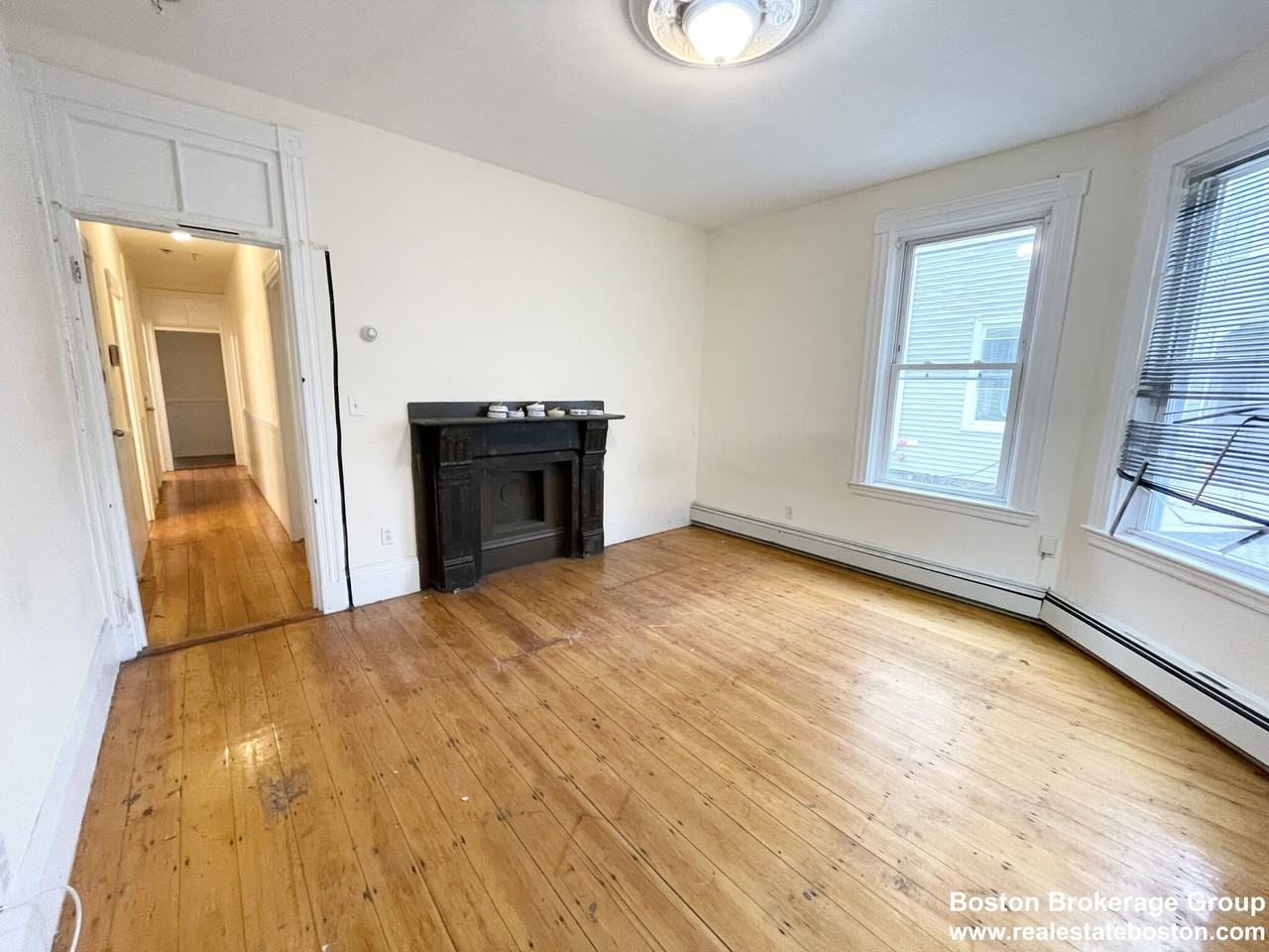 1 Folsom Ave #1 - Photo 2 of 8