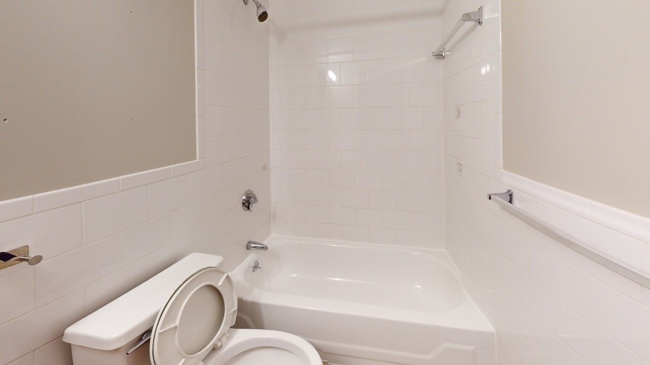 97 Hudson St. - Photo 5 of 12