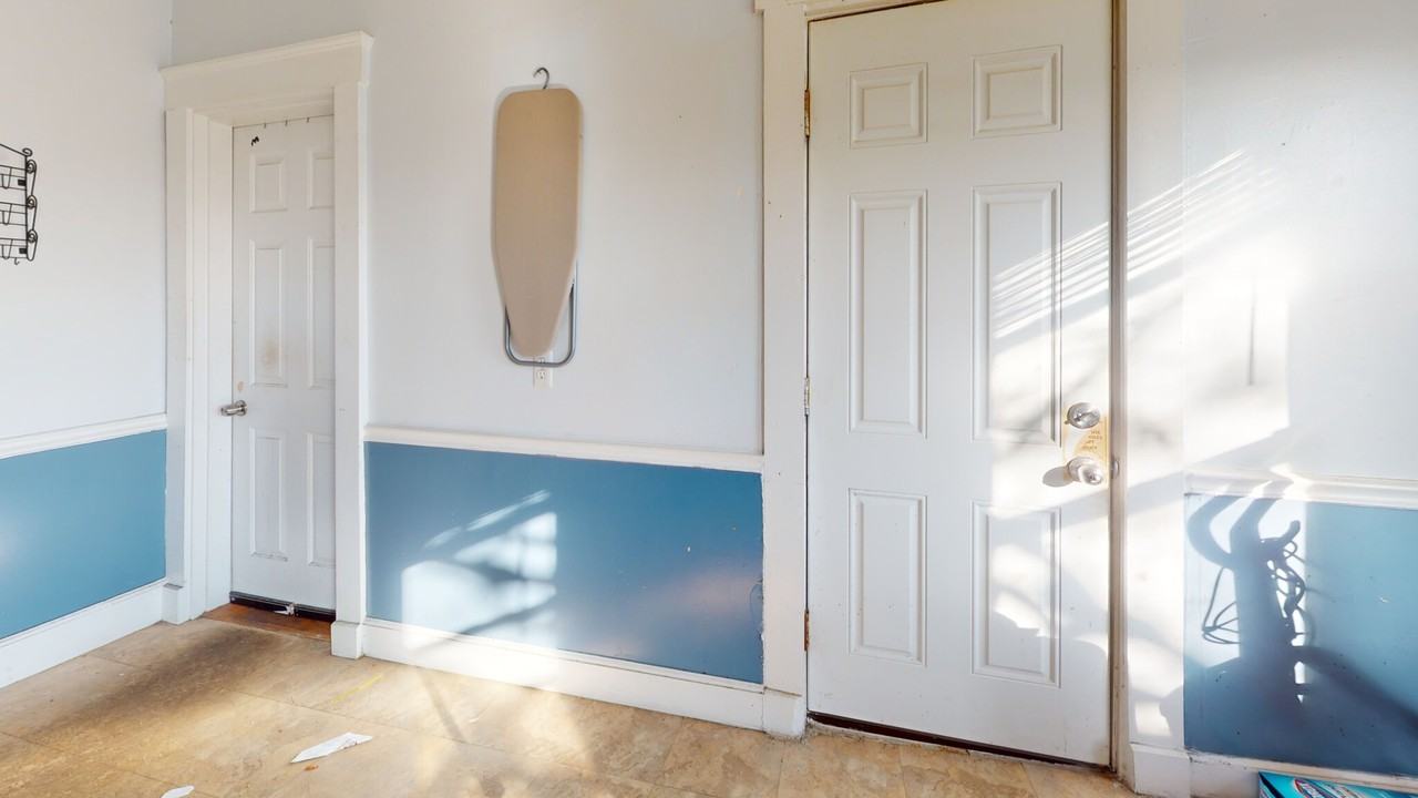 36 Mozart St. - Photo 3 of 14