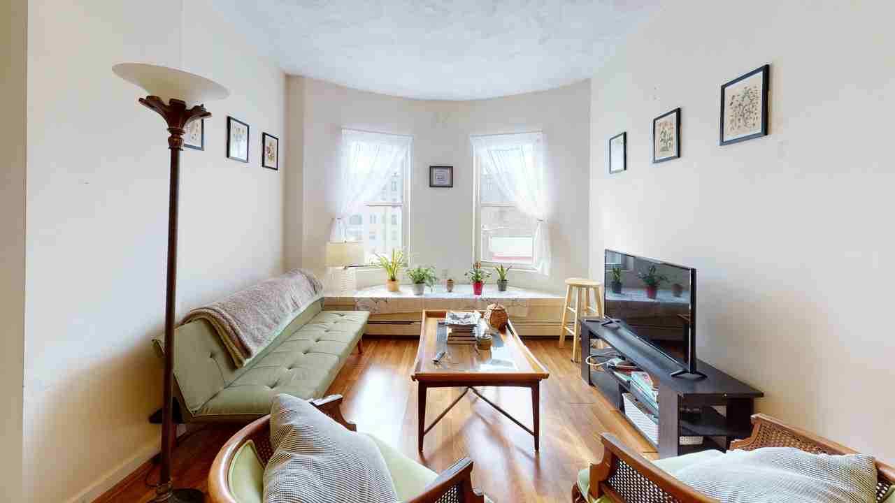 18 South Huntington Ave. - Photo 2 of 34