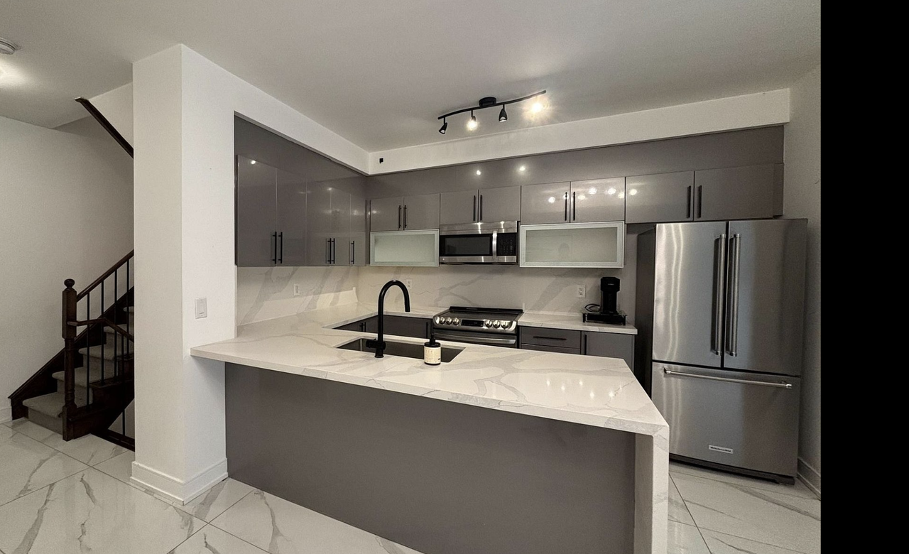 7 Brighton Place - Photo 2 of 4