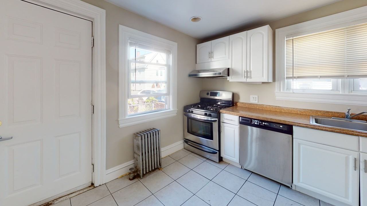 18-20 Kelley Ct. - Photo 2 of 8