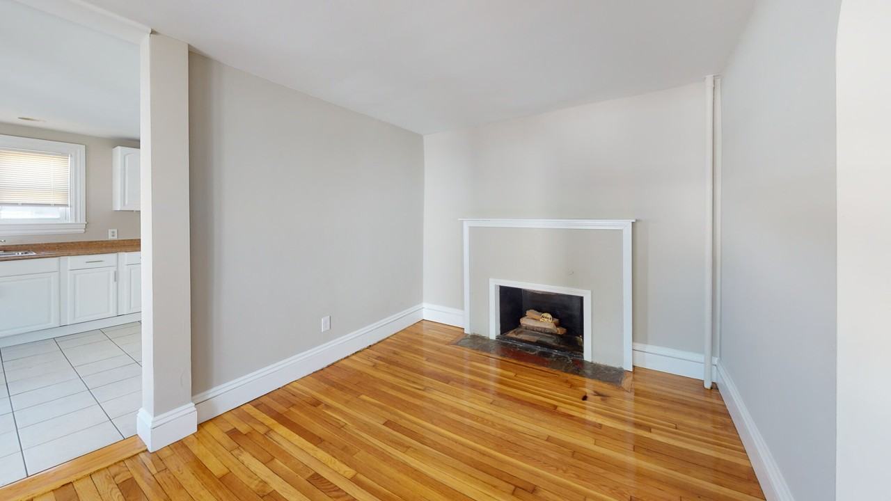 18-20 Kelley Ct. - Photo 4 of 8
