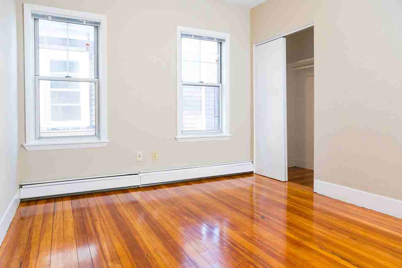 21-23 Pennsylvania Ave. - Photo 7 of 9