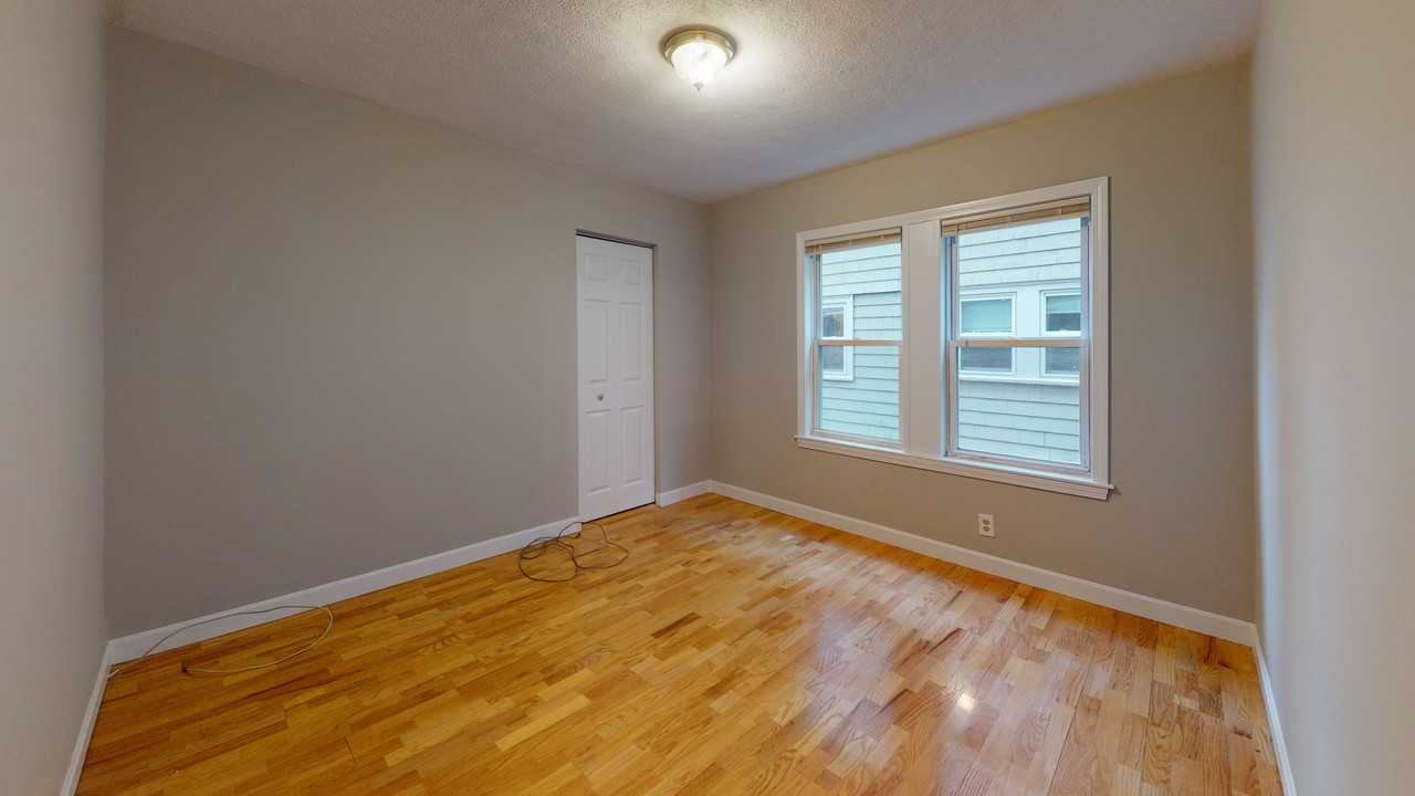 5 Edgar Ter. - Photo 3 of 27