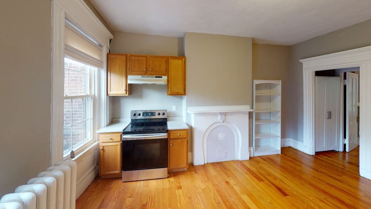 35 Dwight St. - Photo 2 of 17