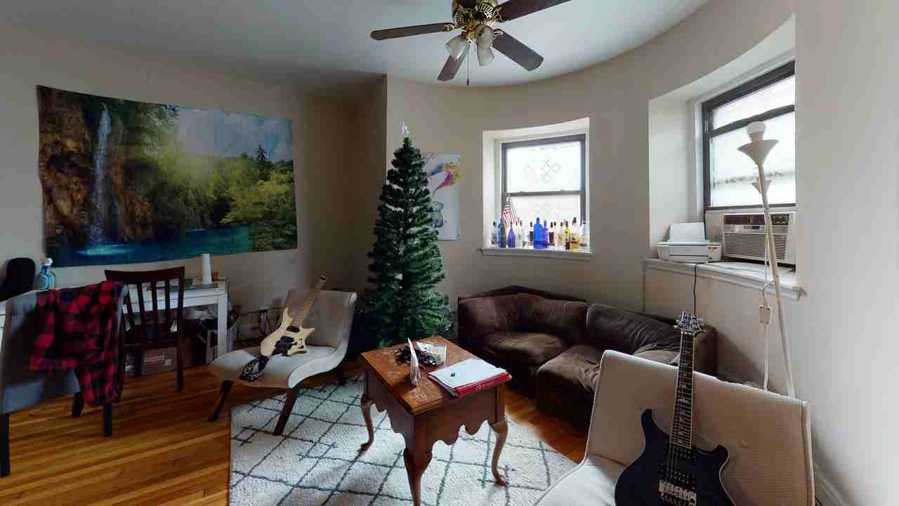 1091 Boylston St. - Photo 2 of 10