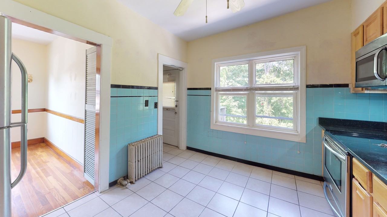 48 Oak St. - Photo 2 of 8