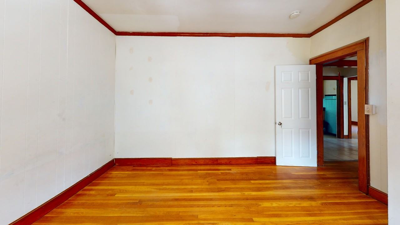 48 Oak St. - Photo 4 of 8