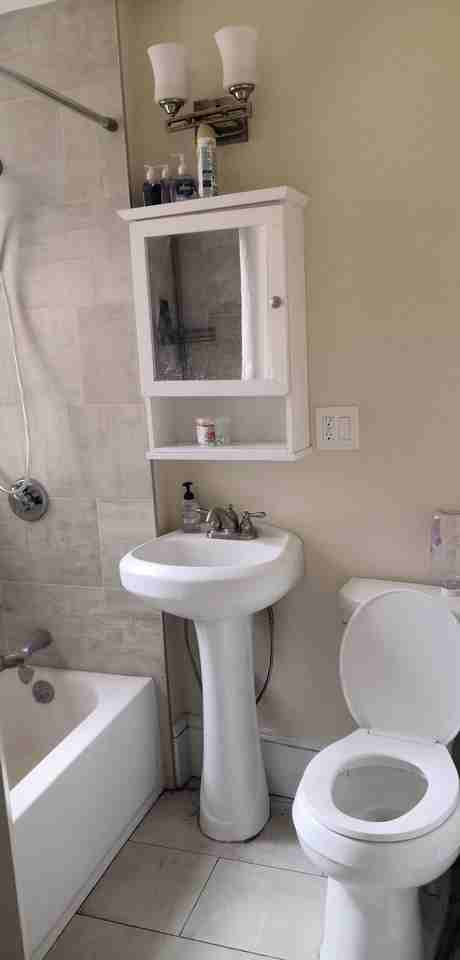 895 Huntington Ave. - Photo 6 of 20