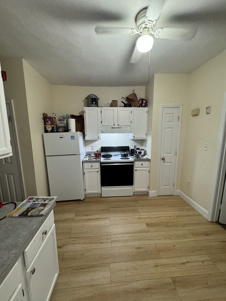 891 Huntington Ave. - Photo 2 of 19