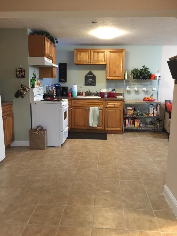 891 Huntington Ave. - Photo 5 of 19