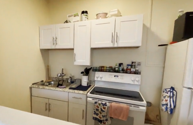 881 Huntington Ave. - Photo 5 of 21