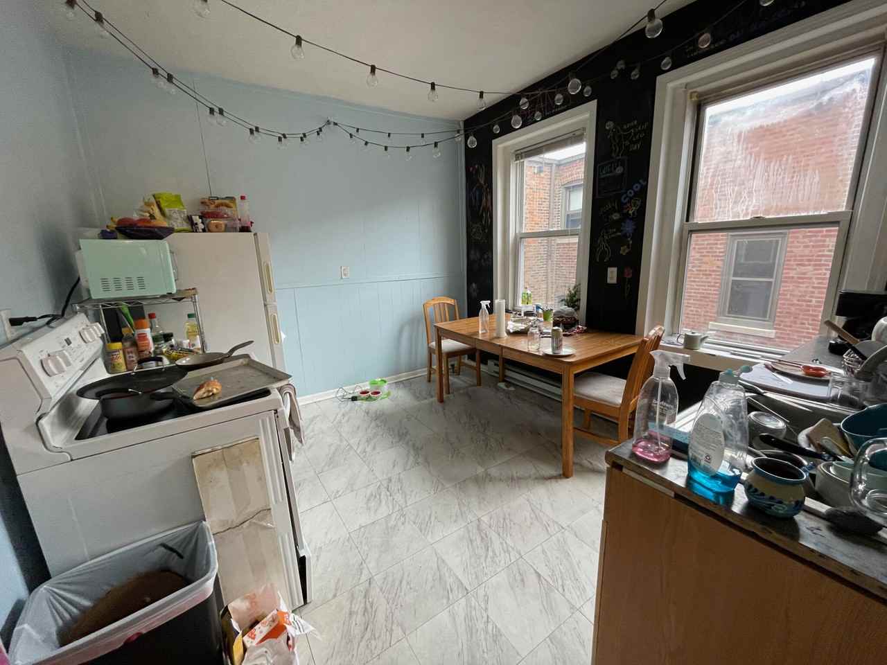 881 Huntington Ave. - Photo 4 of 30