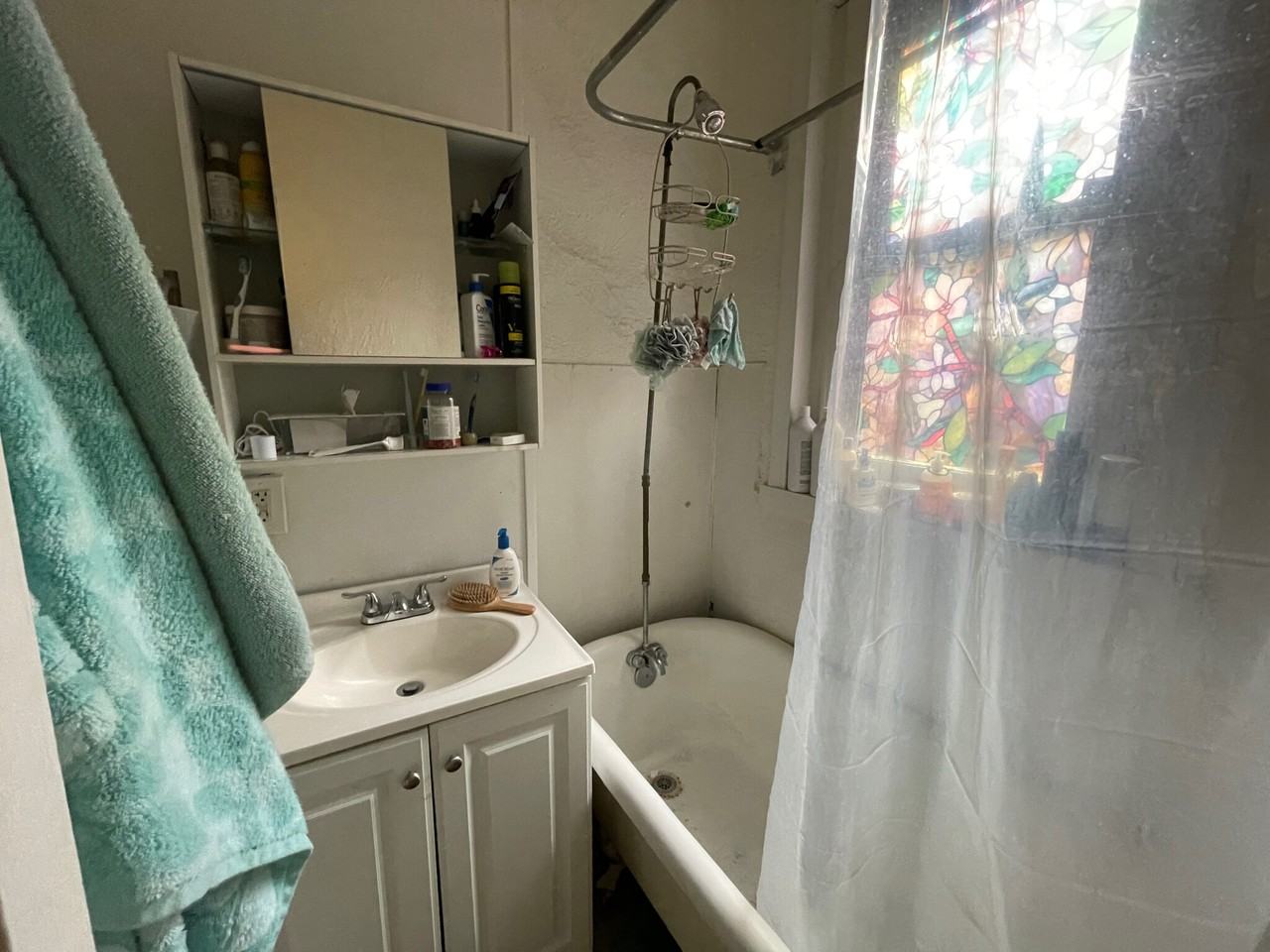 881 Huntington Ave. - Photo 5 of 30