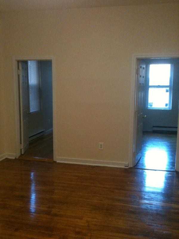 896 Huntington Ave. - Photo 3 of 10