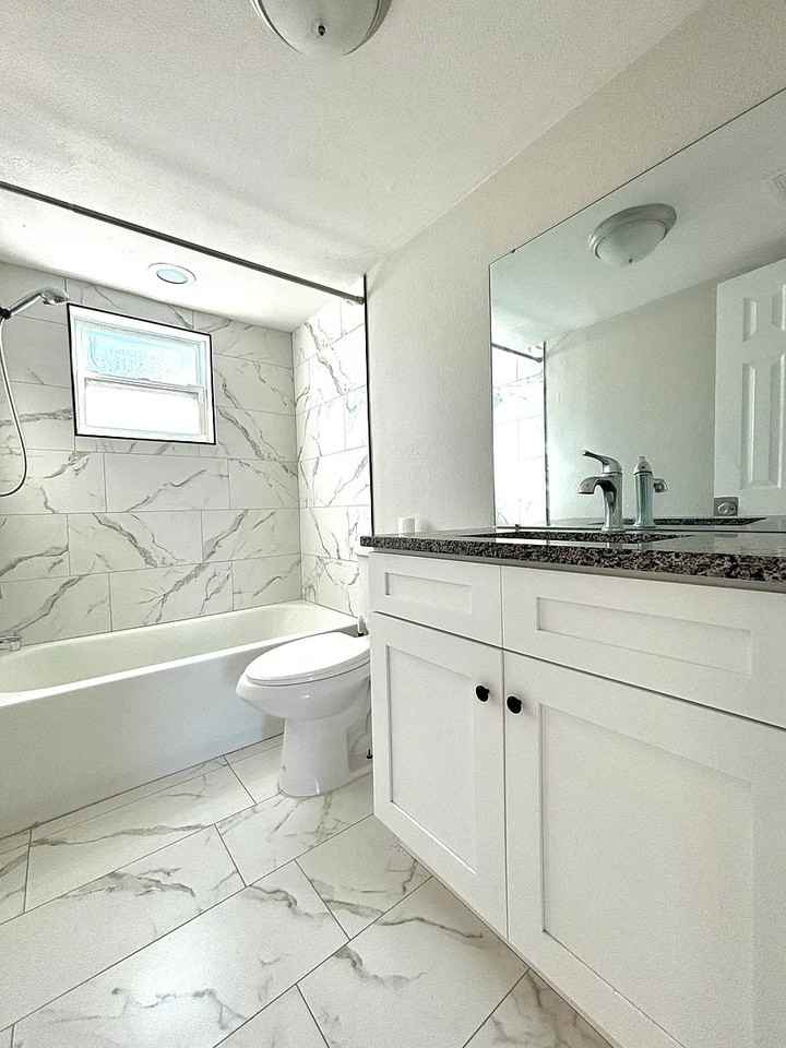 105 S Spring Blvd - Photo 4 of 8