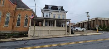 featured image of 511 Main St