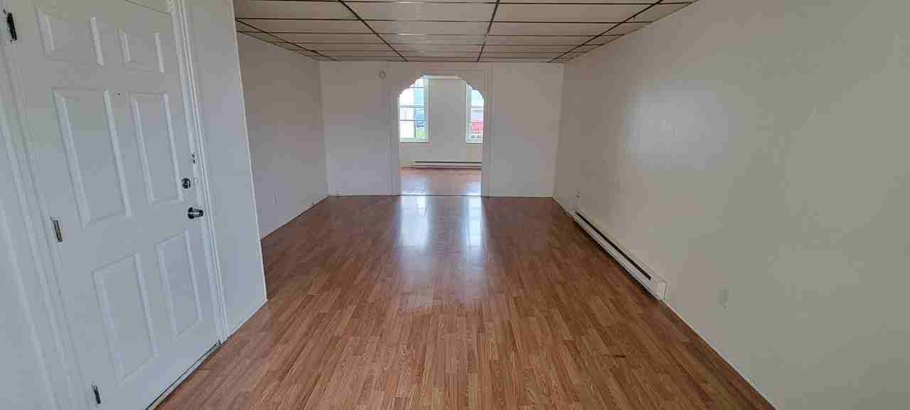 Main 511 - Photo 3 of 24