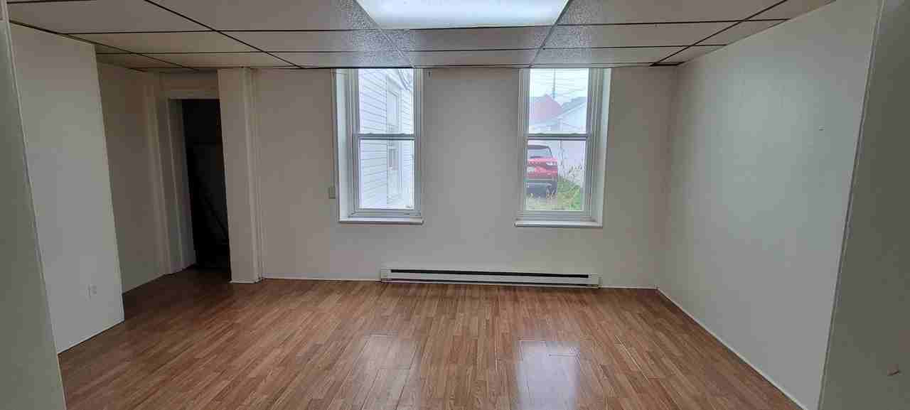 Main 511 - Photo 5 of 24