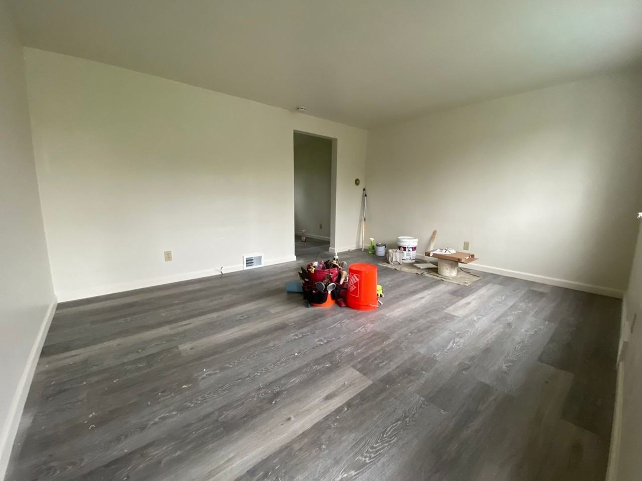 268, 270 Center Street - Photo 5 of 11