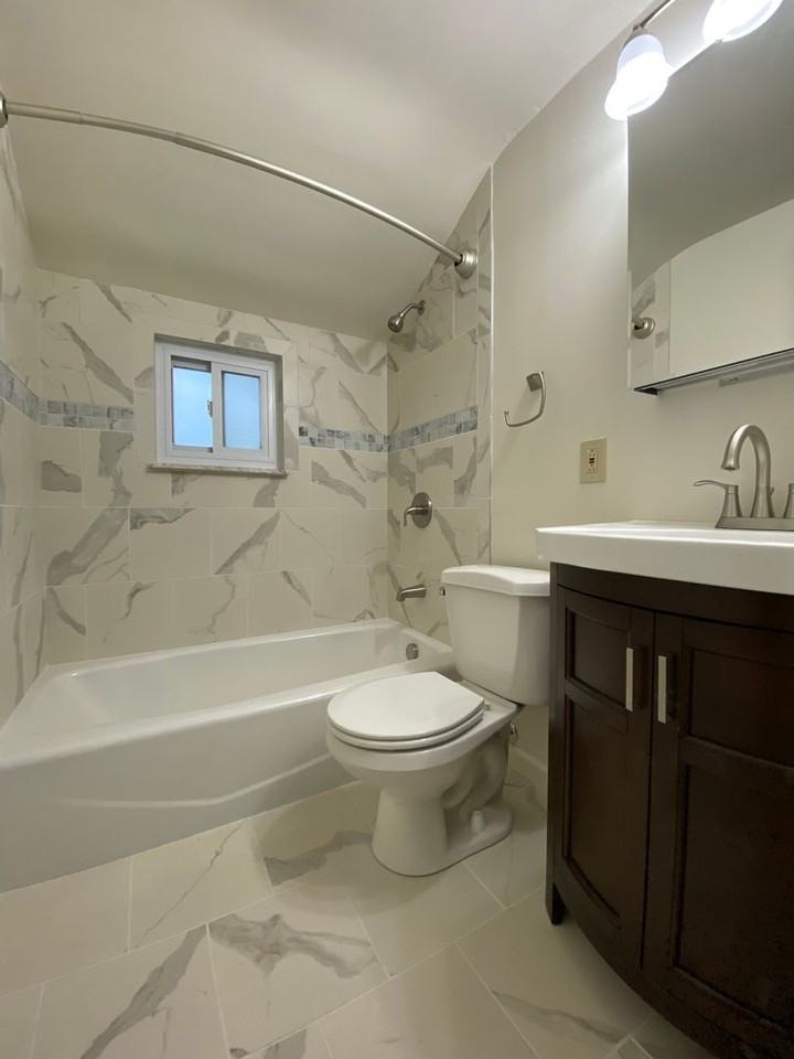 268, 270 Center Street - Photo 7 of 11