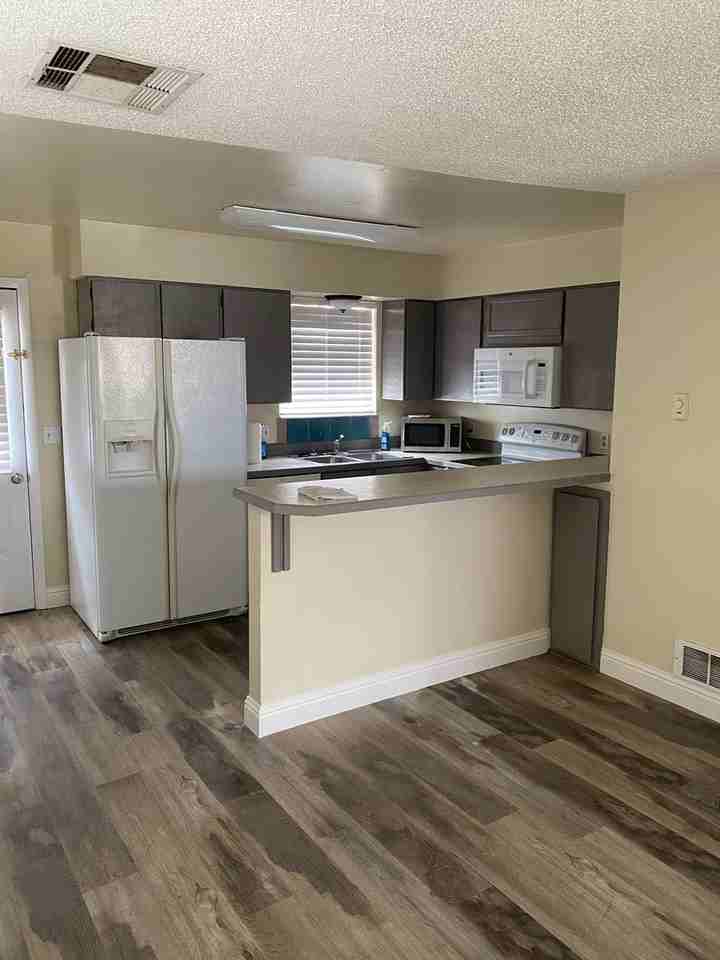 991 N 1725 W #64 - Photo 2 of 8