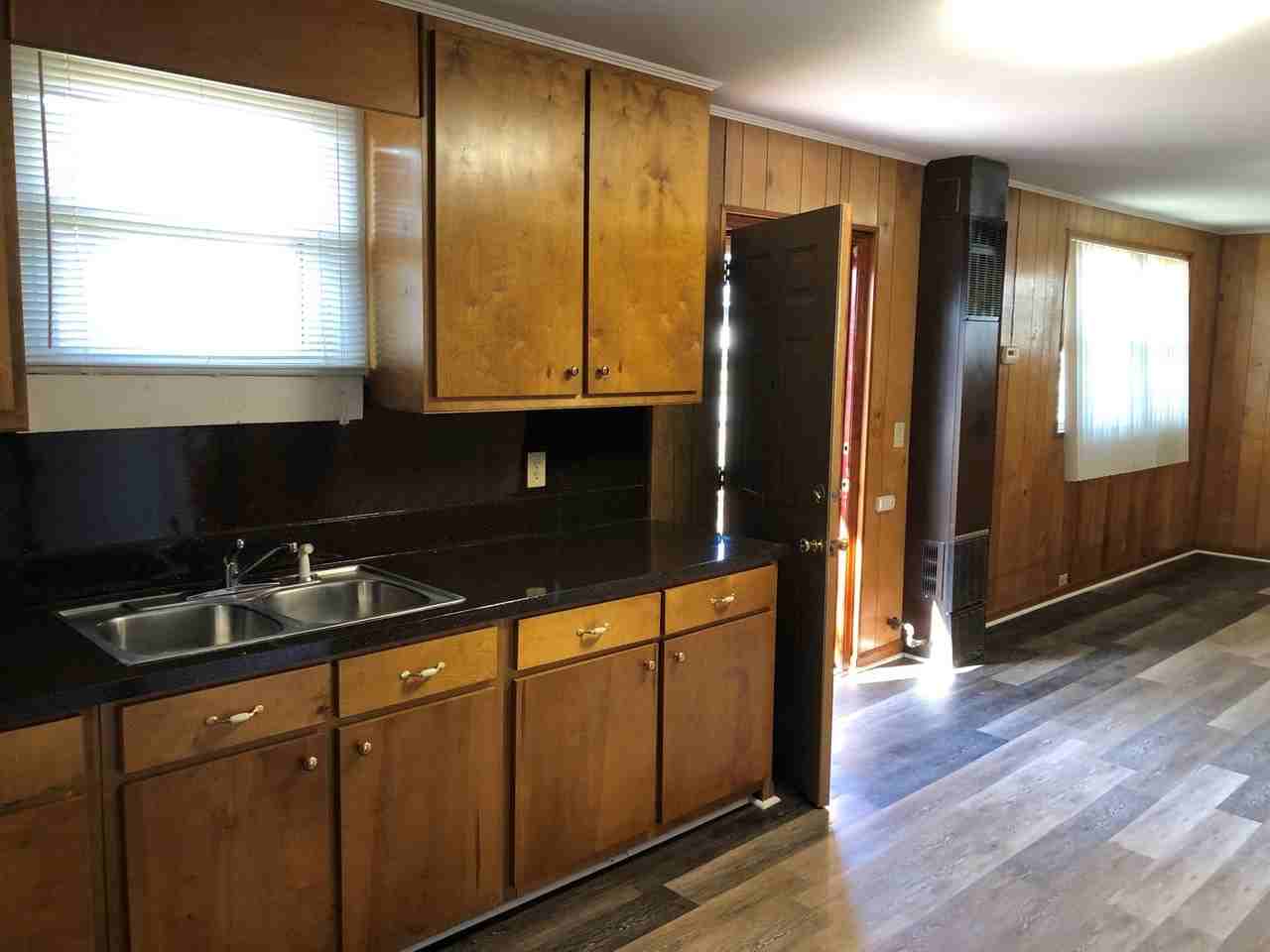 1108 Fair St - Photo 3 of 11