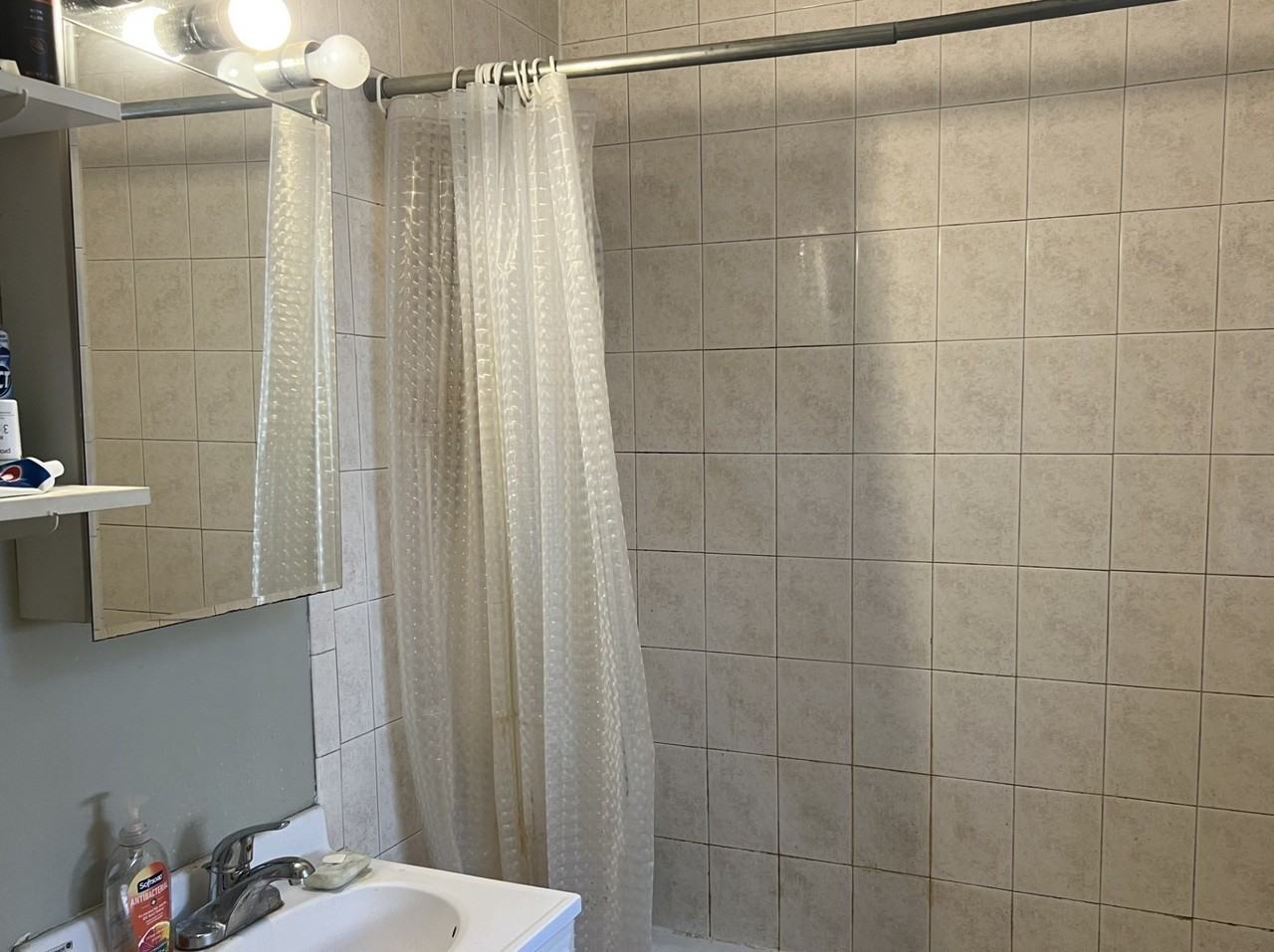 28 Ransom Rd #11 - Photo 2 of 7