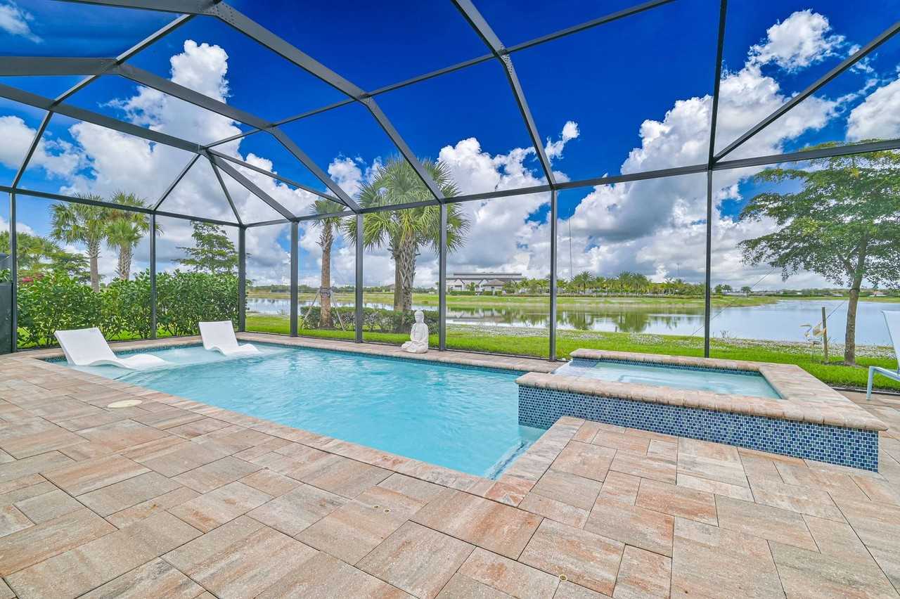 20121 Napa Loop - Photo 4 of 48