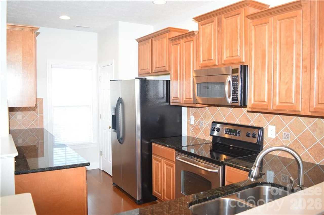 2008 Talbot Ln - Photo 6 of 22