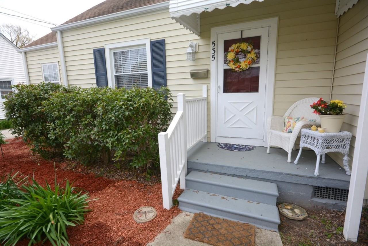 535 Fishermans Rd - Photo 2 of 50