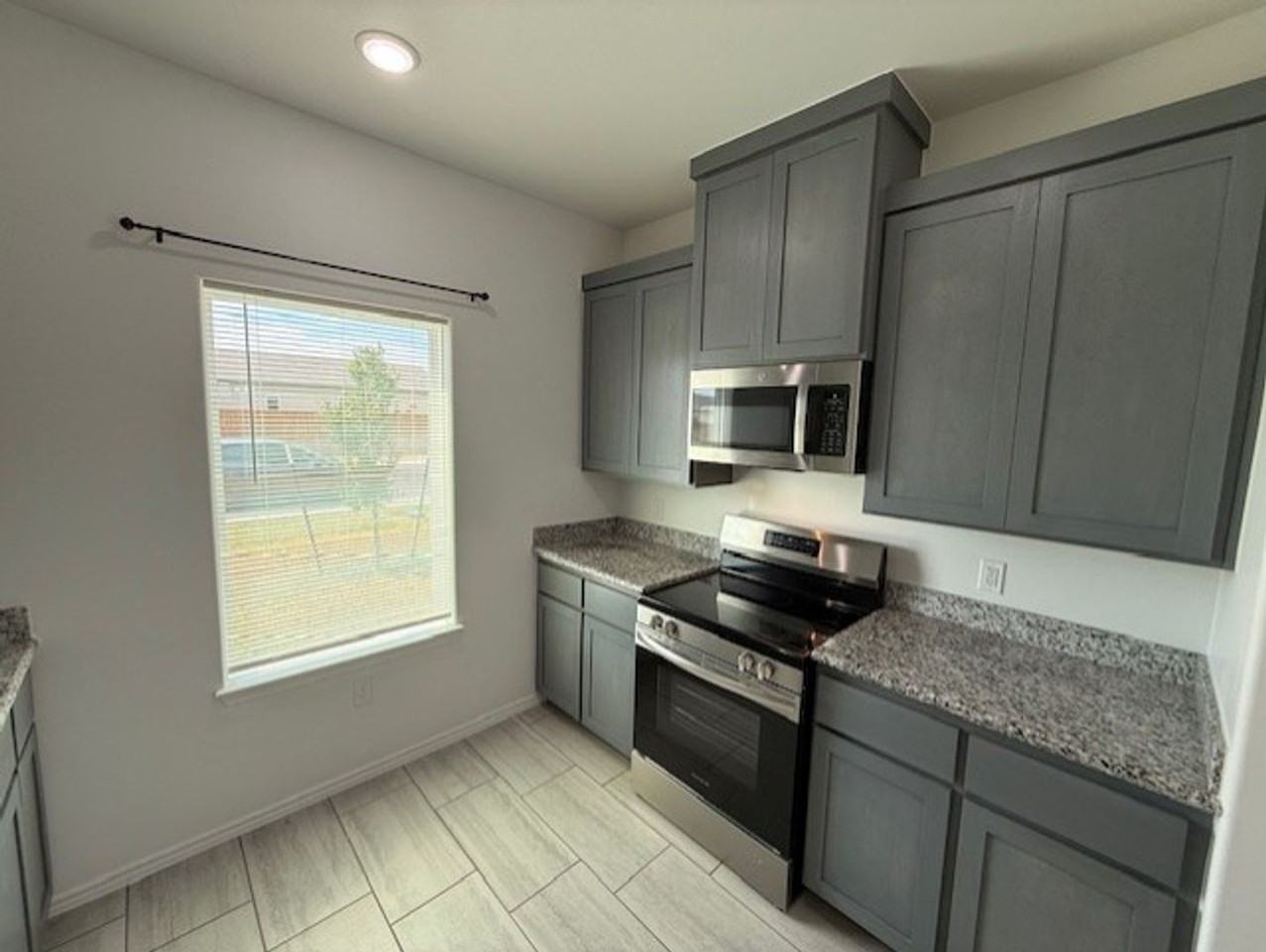 5819 Colegio Ln - Photo 6 of 16