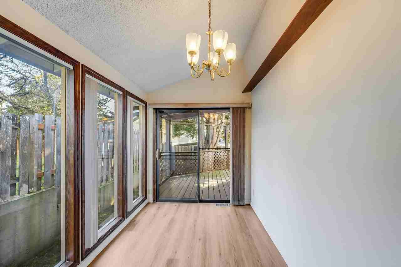 12854 Se 24th Ave - Photo 5 of 12