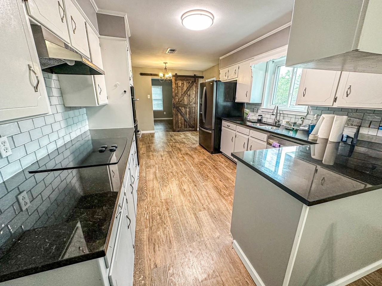 1125 Wedgewood Dr - Photo 7 of 24