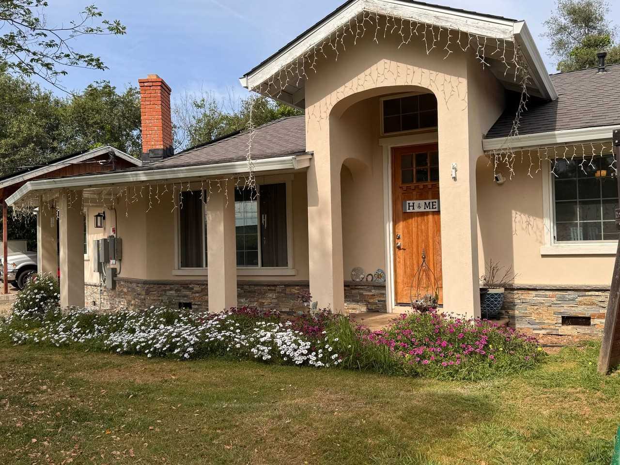 2505 Flume Ln - Photo 4 of 20