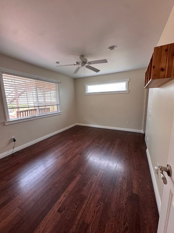 2505 Flume Ln - Photo 7 of 20