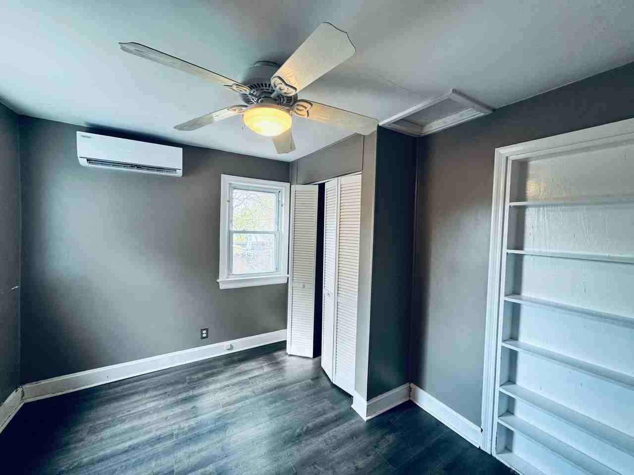 202 Macon St - Photo 7 of 14