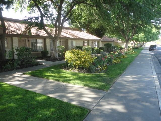 Sierra Place Apartment Homes - Photo 2 of 25