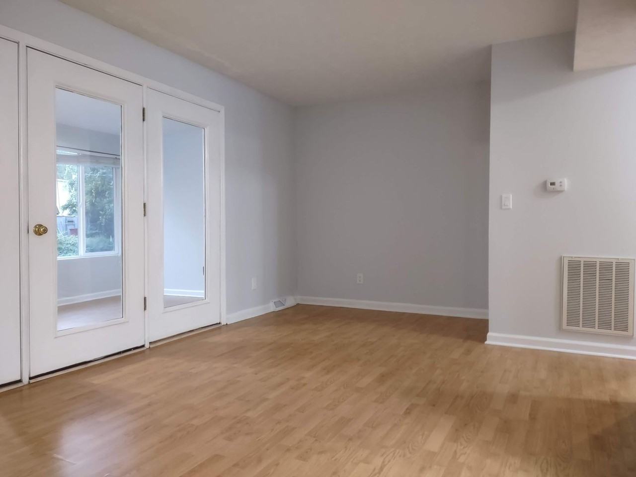 1310 Knob Creek Rd - Photo 5 of 27