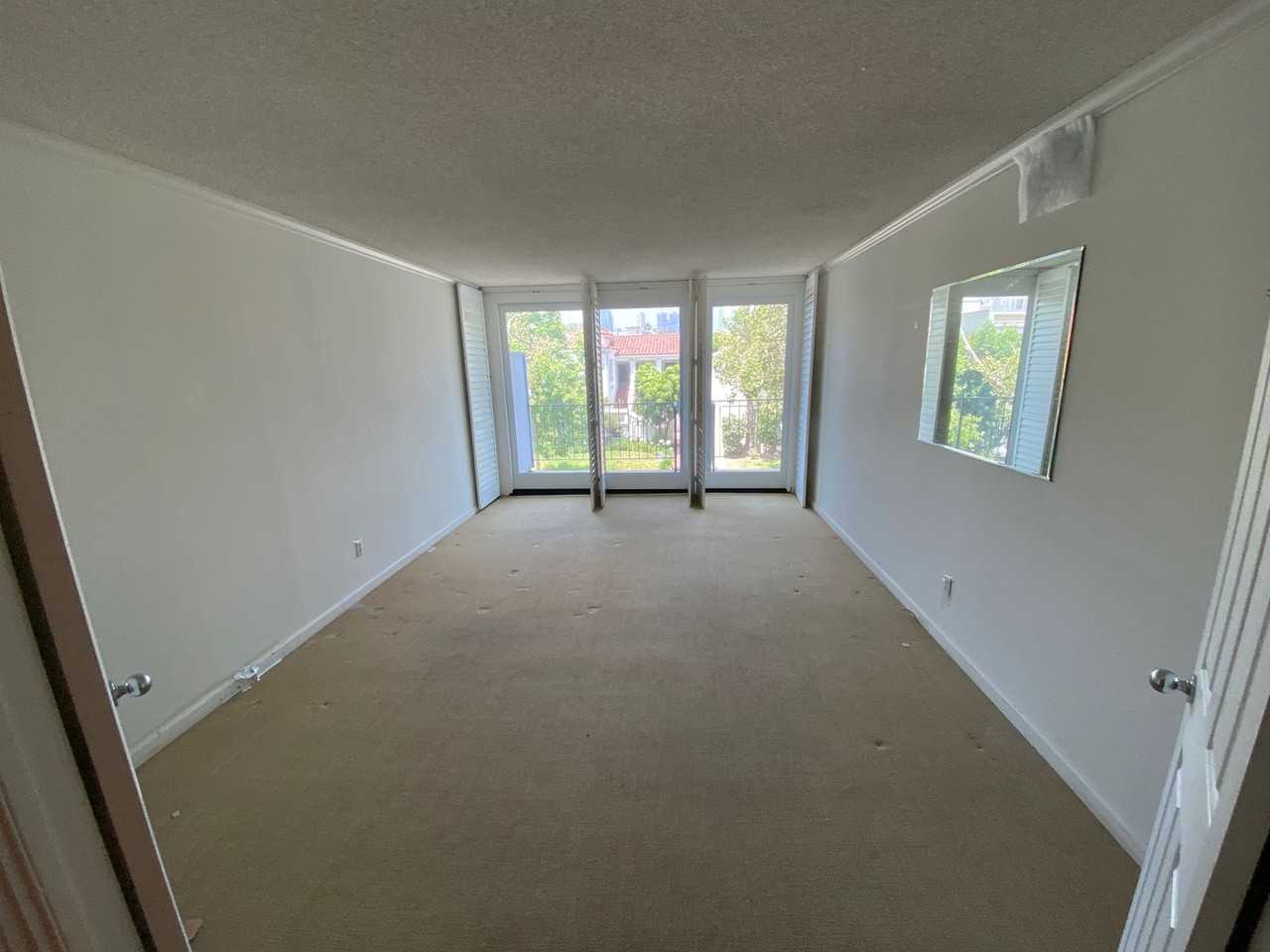 450 S Maple Dr #201 - Photo 7 of 14