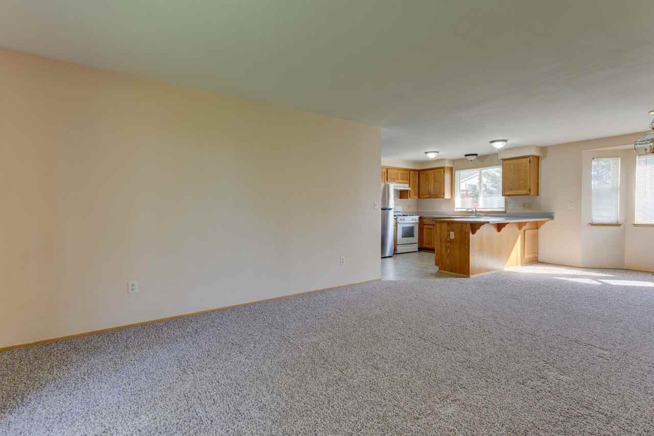 1518 Nw 9th Pl - Photo 6 of 24