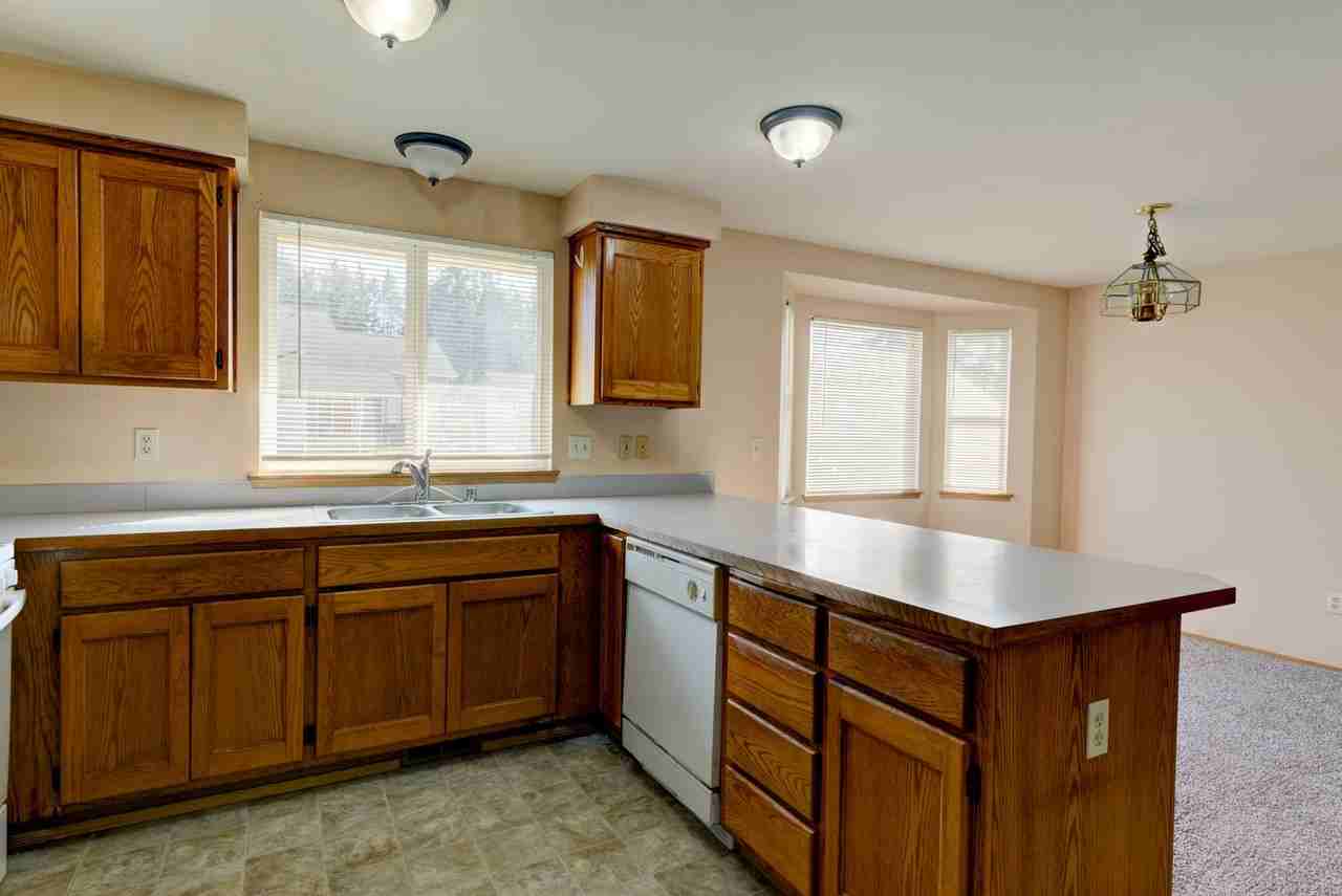 1518 Nw 9th Pl - Photo 3 of 24