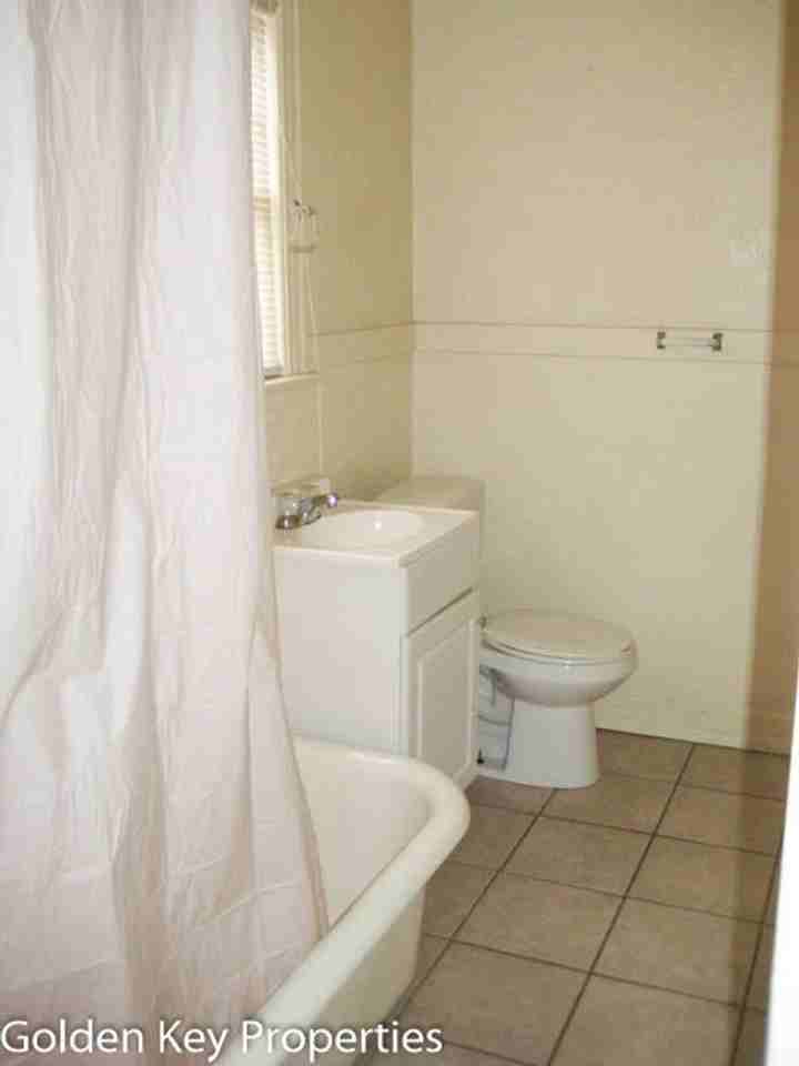 411 N Nevada St #4 - Photo 2 of 5