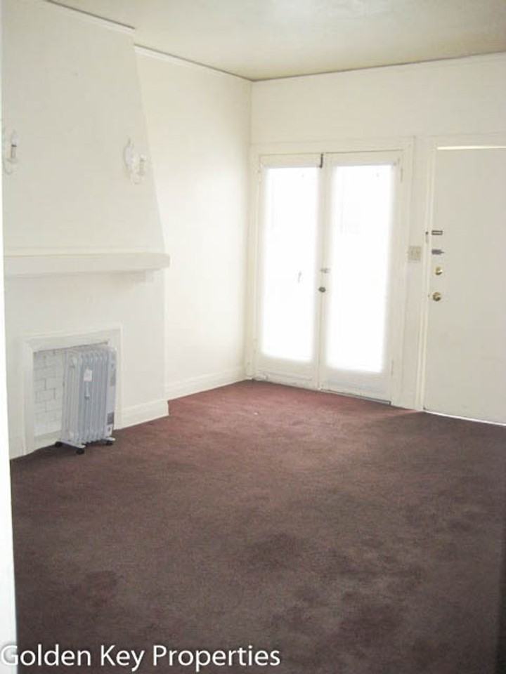 411 N Nevada St #4 - Photo 4 of 5