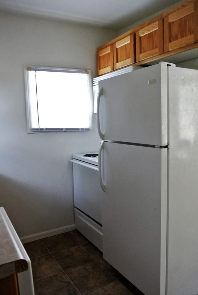 1510 1st Ave Se - Photo 6 of 12