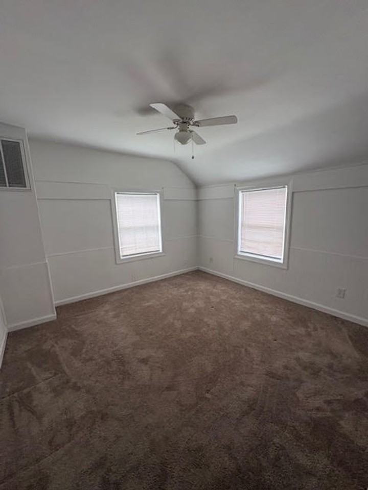 21692 Hancock Rd - Photo 2 of 10