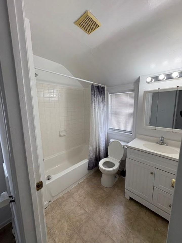 21692 Hancock Rd - Photo 5 of 10