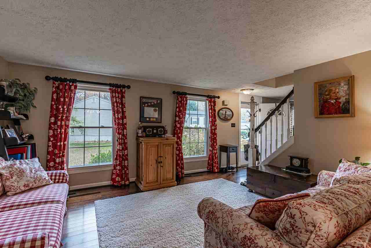 6221 Wilmington Dr - Photo 7 of 38